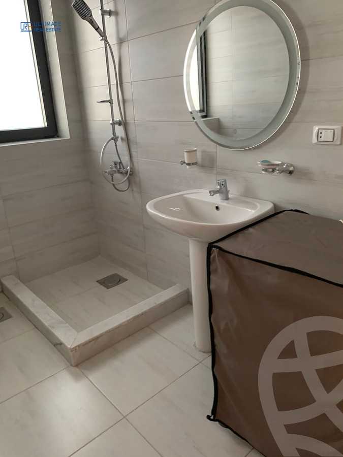 https://aqarmap.com.eg/en/listing/4181963-for-rent-cairo-new-cairo-compounds-lakeview-residence