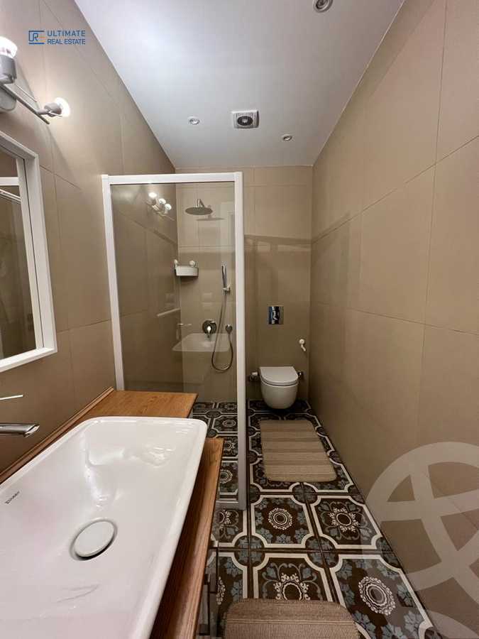 https://aqarmap.com.eg/en/listing/4189108-for-sale-cairo-new-cairo-compounds-mountain-view-hyde-park