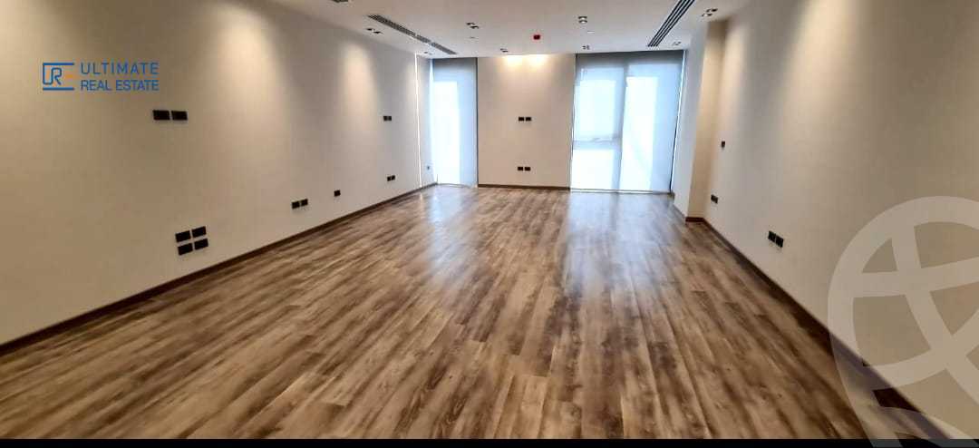https://aqarmap.com.eg/en/listing/4195936-for-sale-hyde-park-business-district