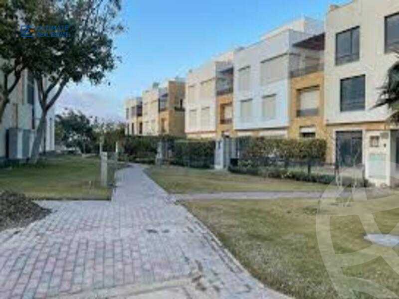 https://aqarmap.com.eg/en/listing/4212664-for-sale-cairo-el-sheikh-zayed-city-compounds-kmbwnd-wyst-twn-swdyk
