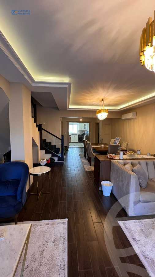 https://aqarmap.com.eg/en/listing/4230804-for-sale-cairo-new-cairo-compounds-mountain-view-hyde-park