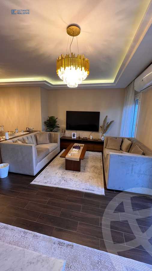 https://aqarmap.com.eg/en/listing/4230804-for-sale-cairo-new-cairo-compounds-mountain-view-hyde-park