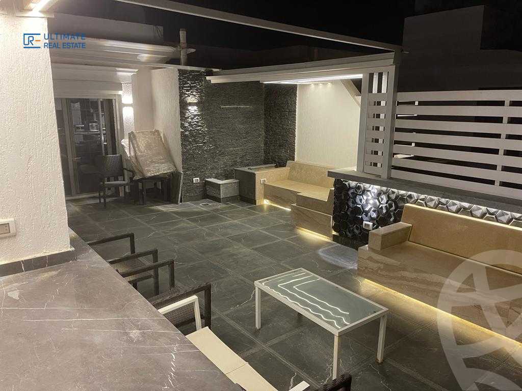 https://aqarmap.com.eg/en/listing/4251508-for-sale-cairo-new-cairo-compounds-mountain-view-hyde-park