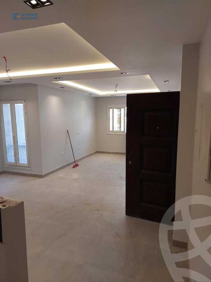 https://aqarmap.com.eg/en/listing/4349853-for-sale-cairo-new-cairo-compounds-mountain-view-hyde-park