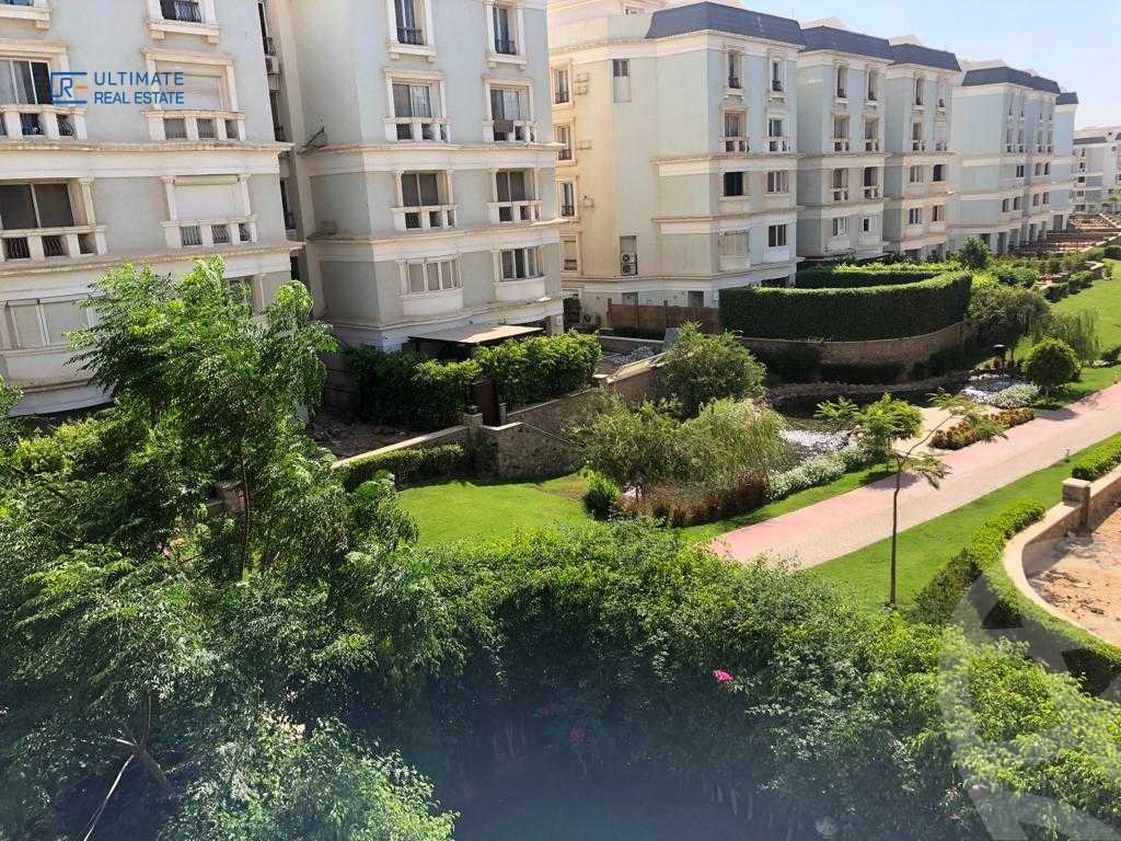 https://aqarmap.com.eg/en/listing/4349879-for-sale-cairo-new-cairo-compounds-mountain-view-hyde-park