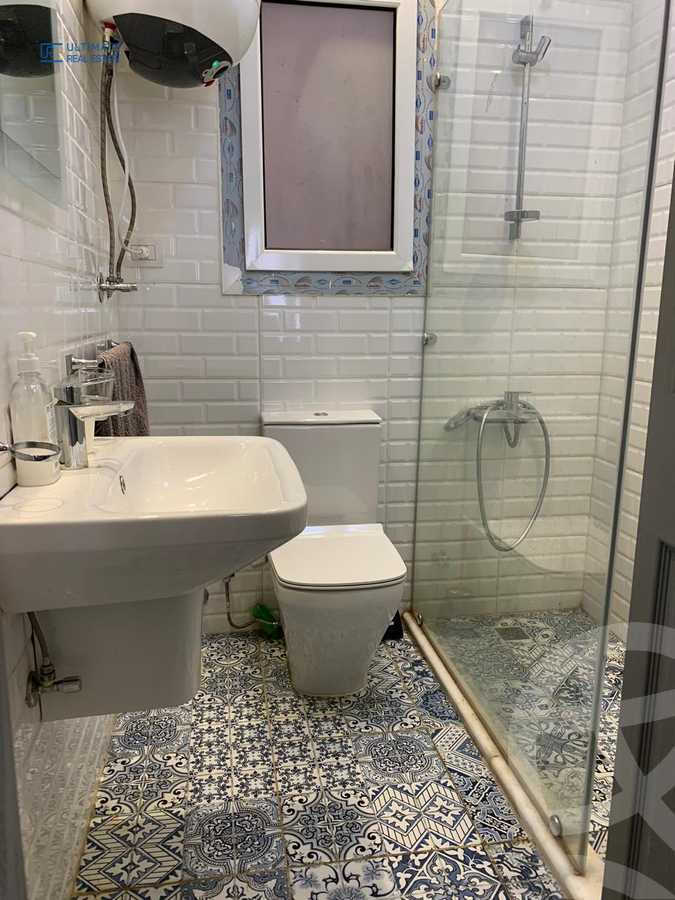 https://aqarmap.com.eg/en/listing/4349879-for-sale-cairo-new-cairo-compounds-mountain-view-hyde-park