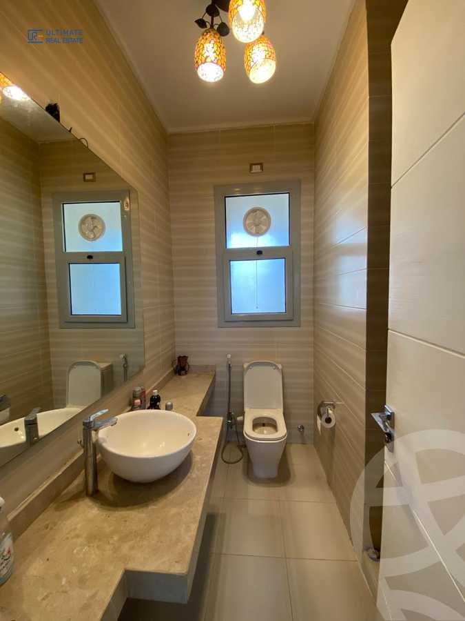 https://aqarmap.com.eg/ar/listing/5597460-for-sale-cairo-new-cairo-compounds-kmbwnd-fyldj-jyt-blm-hylz