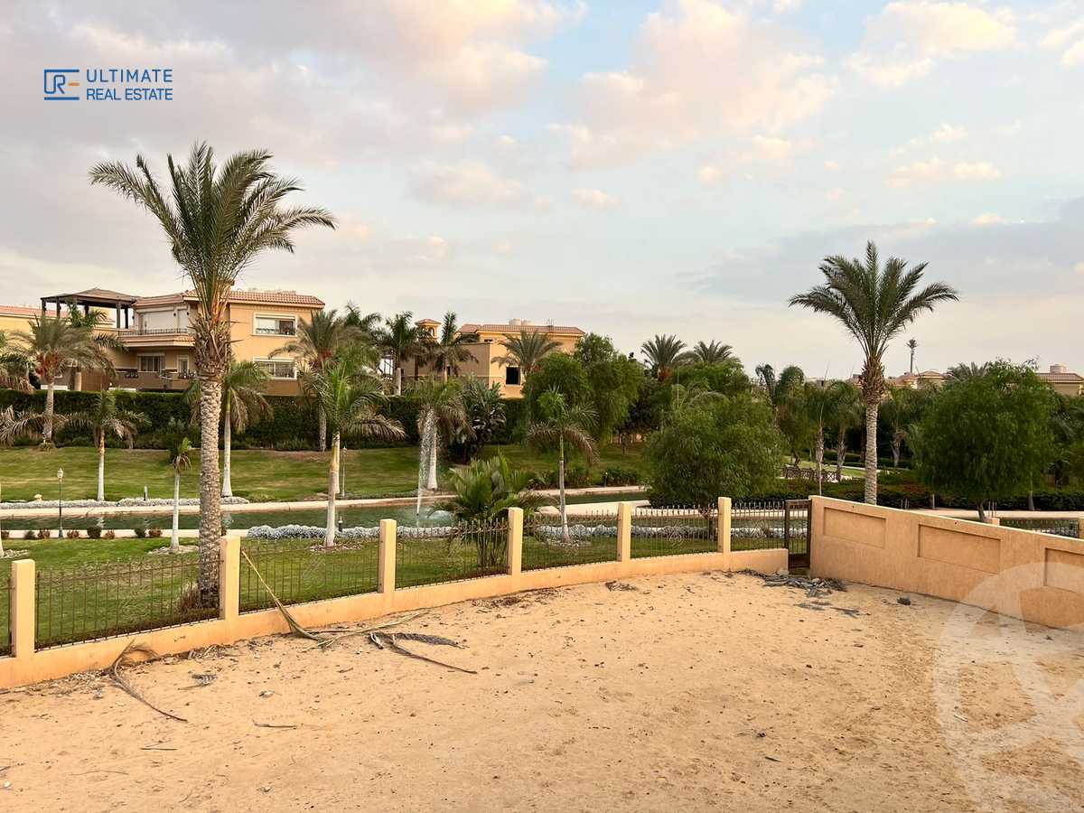 https://aqarmap.com.eg/en/listing/5597473-for-sale-cairo-new-cairo-compounds-les-rois