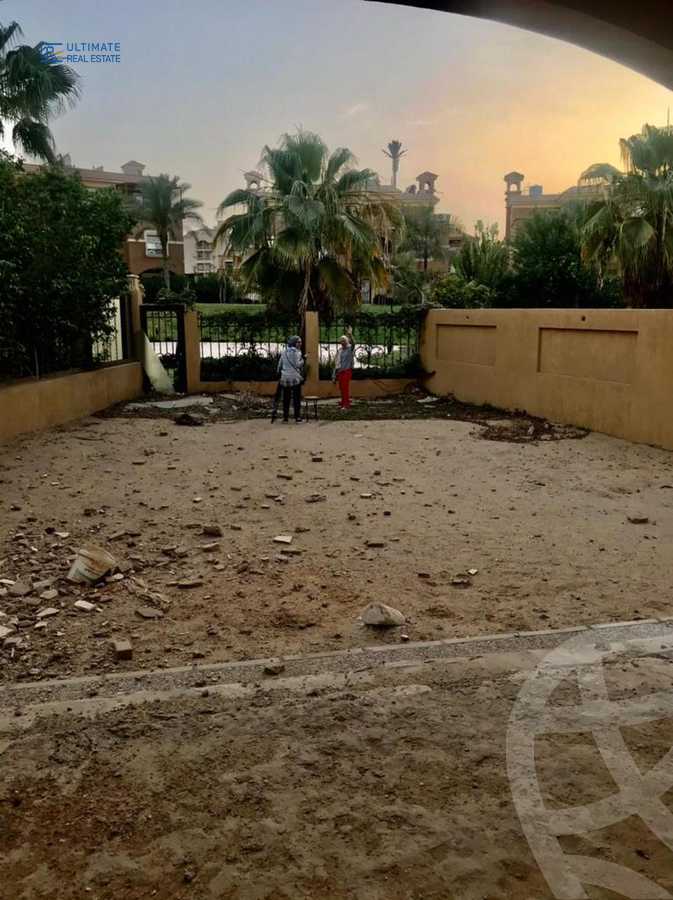 https://aqarmap.com.eg/en/listing/5599696-for-sale-cairo-new-cairo-compounds-les-rois