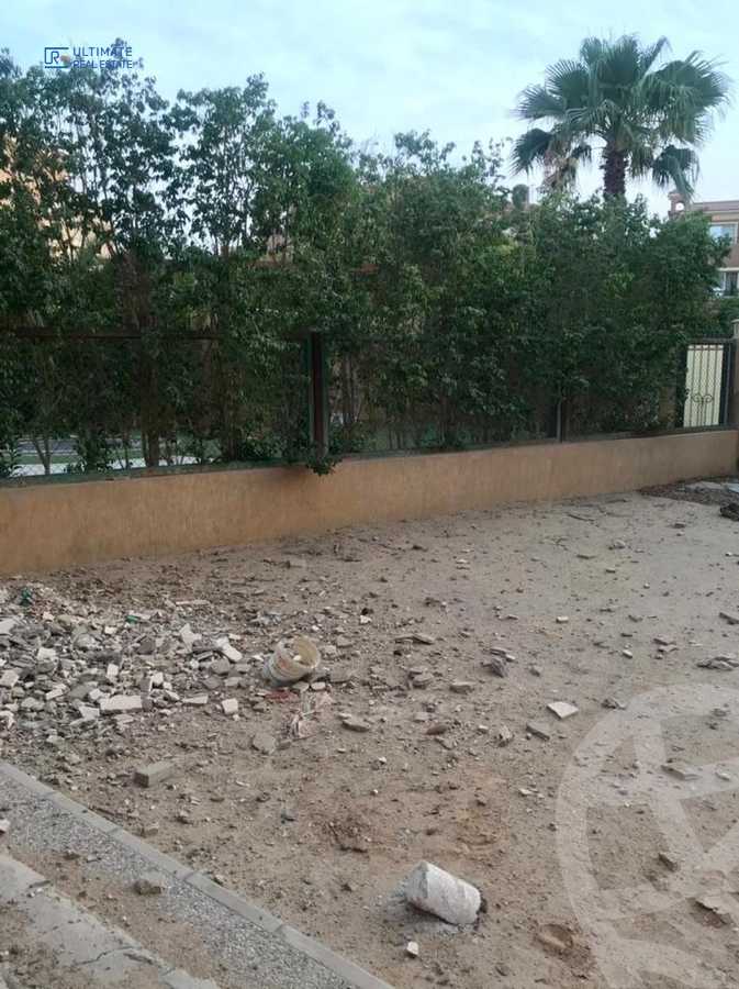 https://aqarmap.com.eg/en/listing/5599696-for-sale-cairo-new-cairo-compounds-les-rois