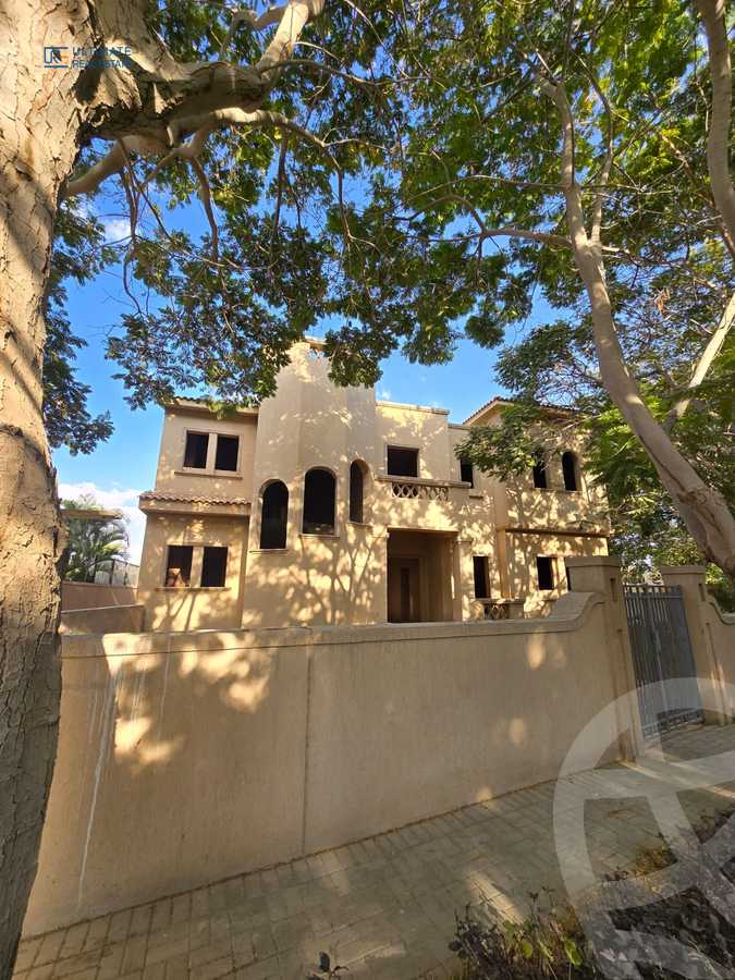 https://aqarmap.com.eg/en/listing/5599714-for-sale-cairo-new-cairo-compounds-seasons