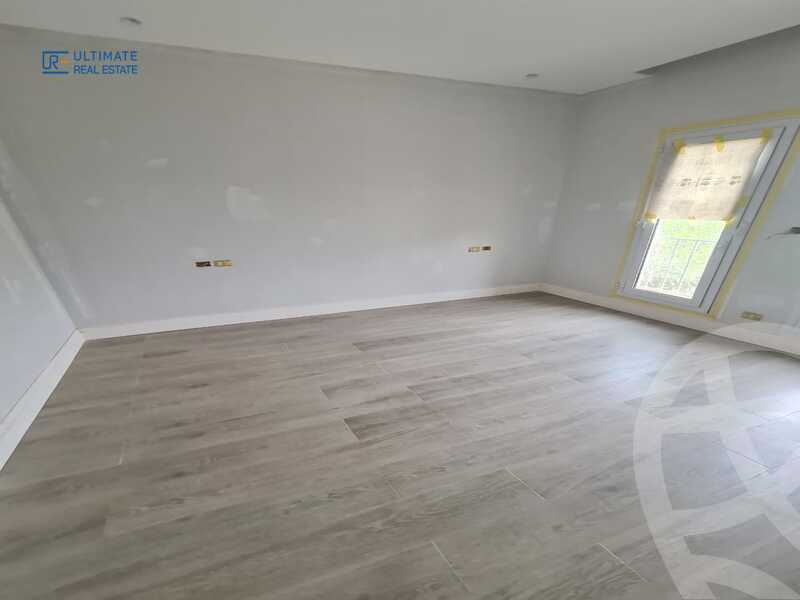 https://aqarmap.com.eg/en/listing/5599758-for-sale-cairo-el-sheikh-zayed-city-compounds-kmbwnd-wyst-twn-swdyk