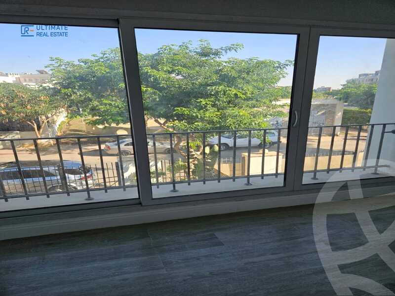 https://aqarmap.com.eg/en/listing/5599758-for-sale-cairo-el-sheikh-zayed-city-compounds-kmbwnd-wyst-twn-swdyk