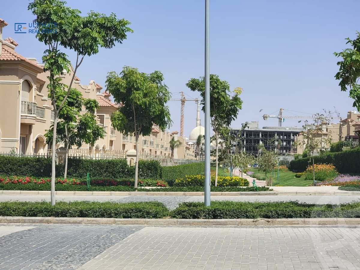 https://aqarmap.com.eg/en/listing/5599861-for-sale-cairo-new-cairo-compounds-el-patio-oro