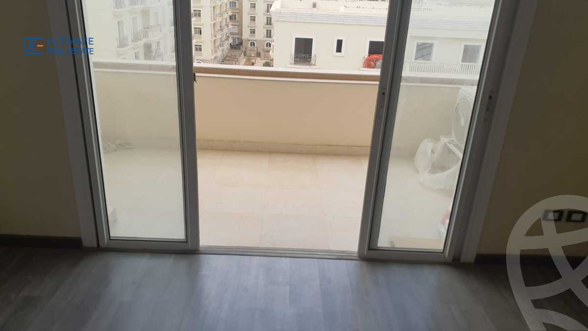 https://aqarmap.com.eg/en/listing/5603033-for-sale-cairo-new-cairo-compounds-hyde-park-centre-ville-hyde-park
