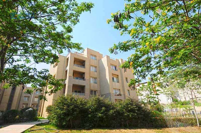 https://aqarmap.com.eg/en/listing/5603081-for-sale-cairo-new-cairo-compounds-kmbwnd-dh-fyldj-blm-hylz