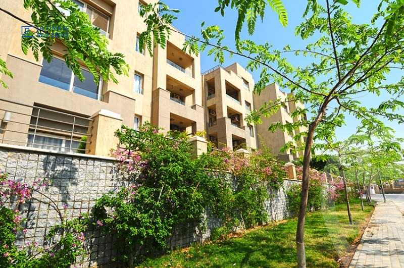 https://aqarmap.com.eg/en/listing/5603081-for-sale-cairo-new-cairo-compounds-kmbwnd-dh-fyldj-blm-hylz