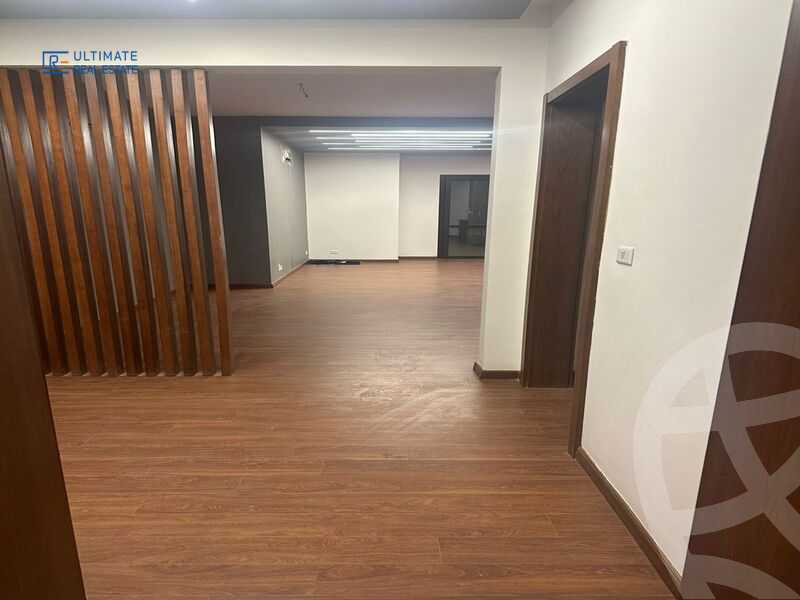 https://aqarmap.com.eg/en/listing/5602828-for-sale-cairo-el-sheikh-zayed-city-compounds-the-courtyard