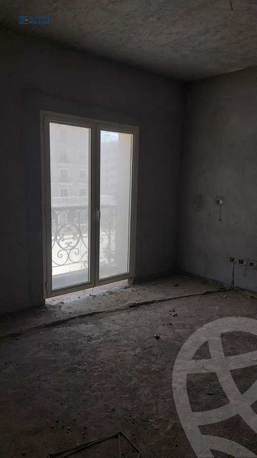 https://aqarmap.com.eg/en/listing/5603536-for-sale-cairo-new-cairo-compounds-hyde-park-centre-ville-hyde-park