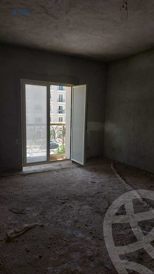https://aqarmap.com.eg/en/listing/5603536-for-sale-cairo-new-cairo-compounds-hyde-park-centre-ville-hyde-park