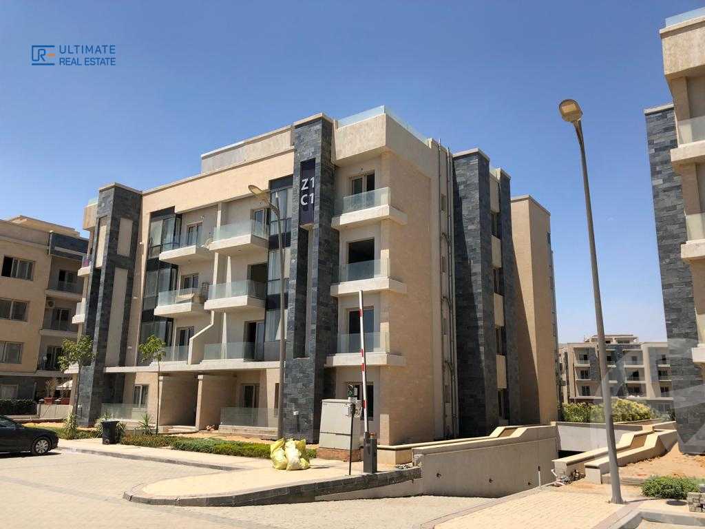 https://aqarmap.com.eg/ar/listing/5604120-for-sale-cairo-new-cairo-compounds-moon-valley