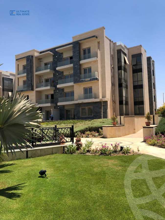 https://aqarmap.com.eg/ar/listing/5604120-for-sale-cairo-new-cairo-compounds-moon-valley
