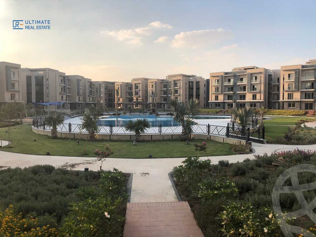 https://aqarmap.com.eg/ar/listing/5604120-for-sale-cairo-new-cairo-compounds-moon-valley