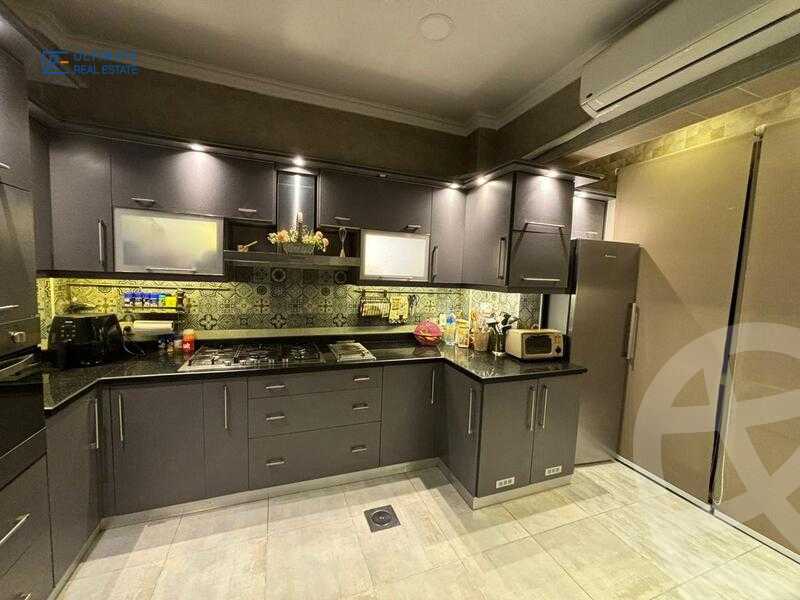 https://aqarmap.com.eg/en/listing/5604061-for-sale-cairo-el-sheikh-zayed-city-lshykh-zyd-ljdyd-el-patio-vera-la-vista
