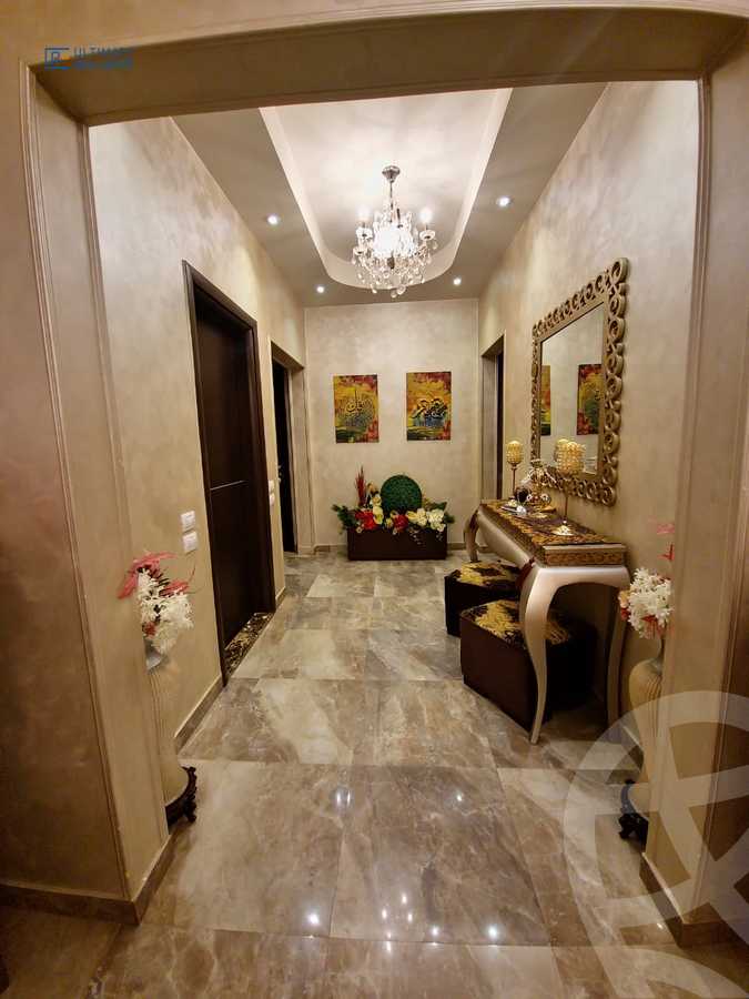 https://aqarmap.com.eg/en/listing/5613414-for-sale-cairo-new-cairo-compounds-kattameya-plaza