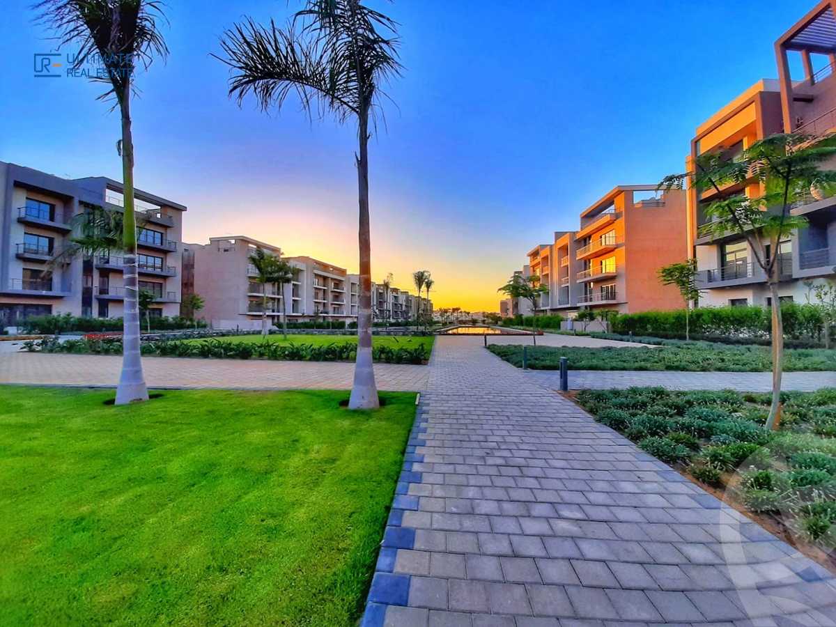 https://aqarmap.com.eg/en/listing/5616436-for-sale-cairo-new-cairo-compounds-fifth-square
