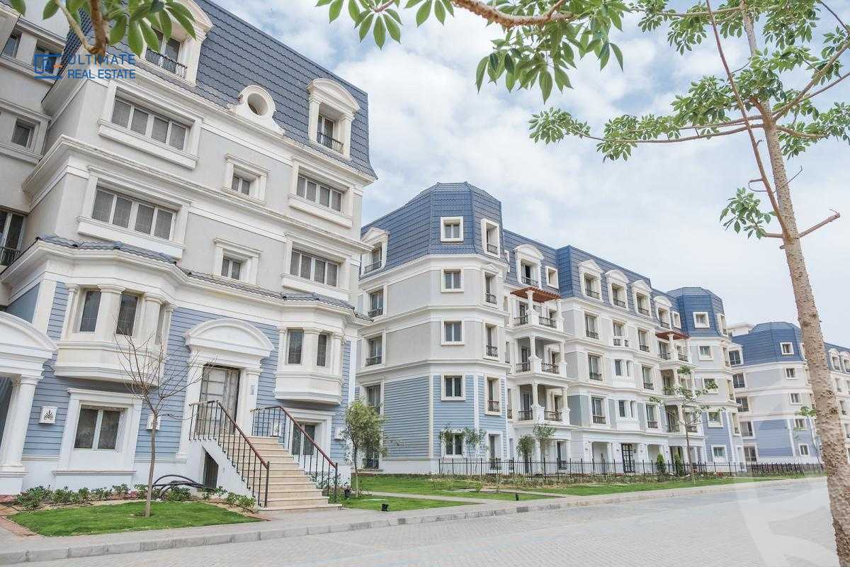 https://aqarmap.com.eg/ar/listing/5622696-for-sale-cairo-new-cairo-compounds-mountain-view-hyde-park