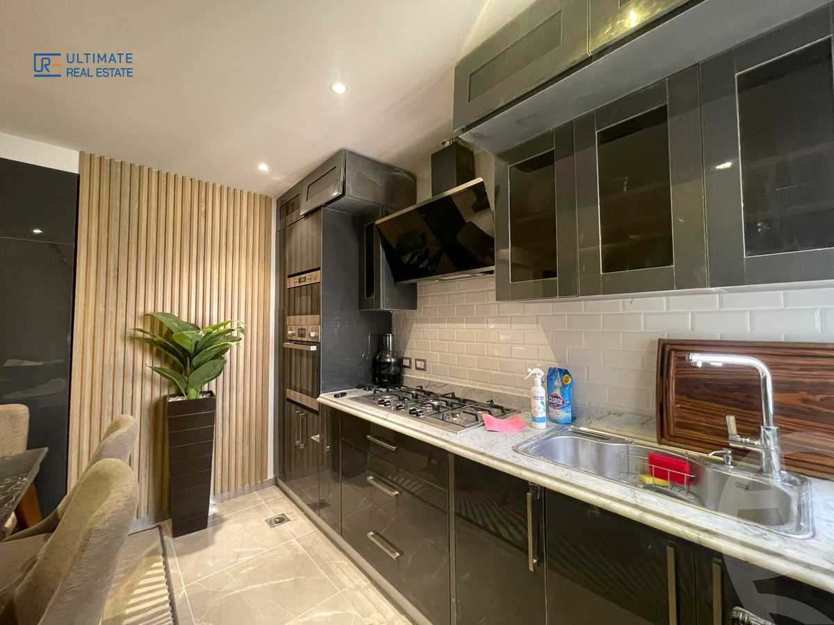 https://aqarmap.com.eg/en/listing/5622726-for-sale-cairo-new-cairo-compounds-mountain-view-hyde-park