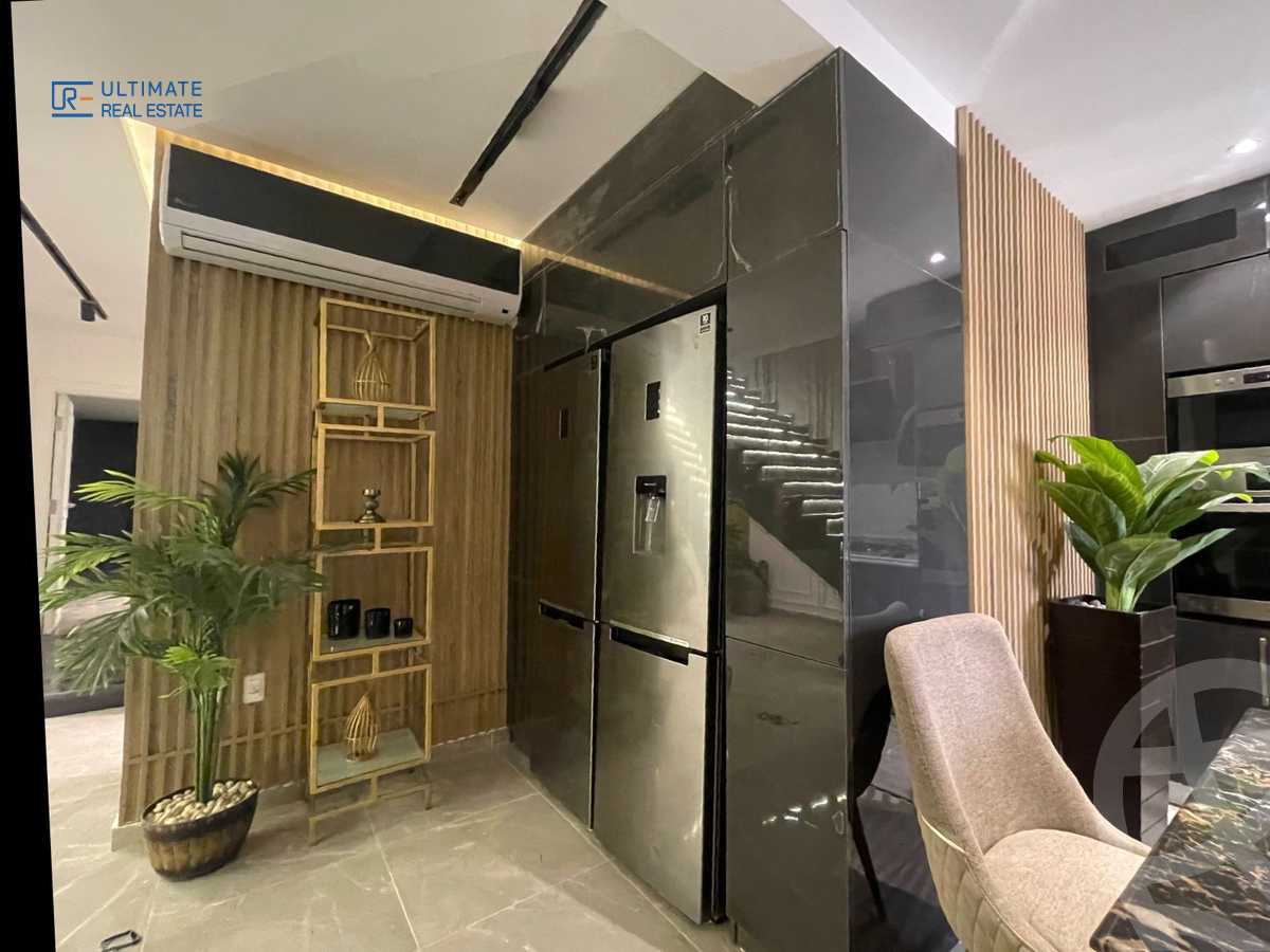https://aqarmap.com.eg/en/listing/5622726-for-sale-cairo-new-cairo-compounds-mountain-view-hyde-park