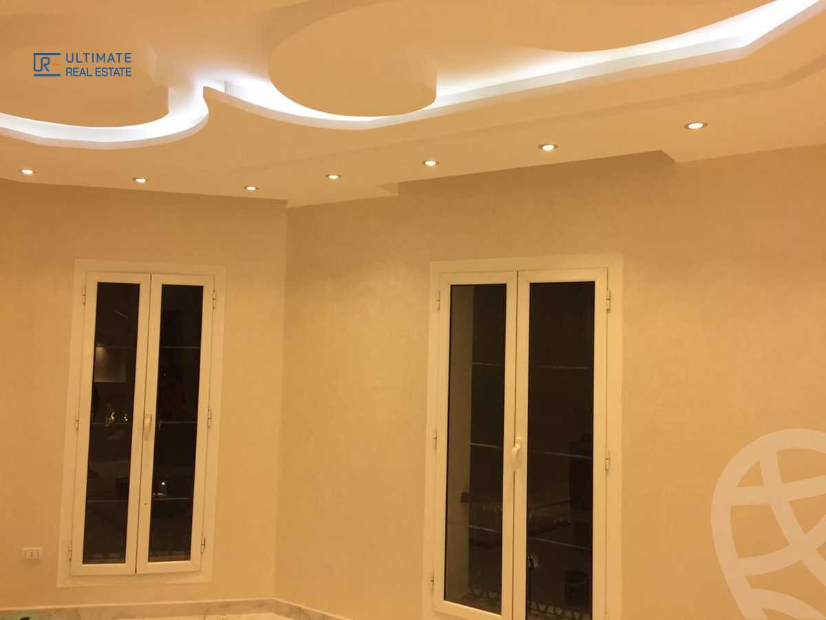 https://aqarmap.com.eg/ar/listing/5622753-for-sale-cairo-new-cairo-compounds-mountain-view-hyde-park