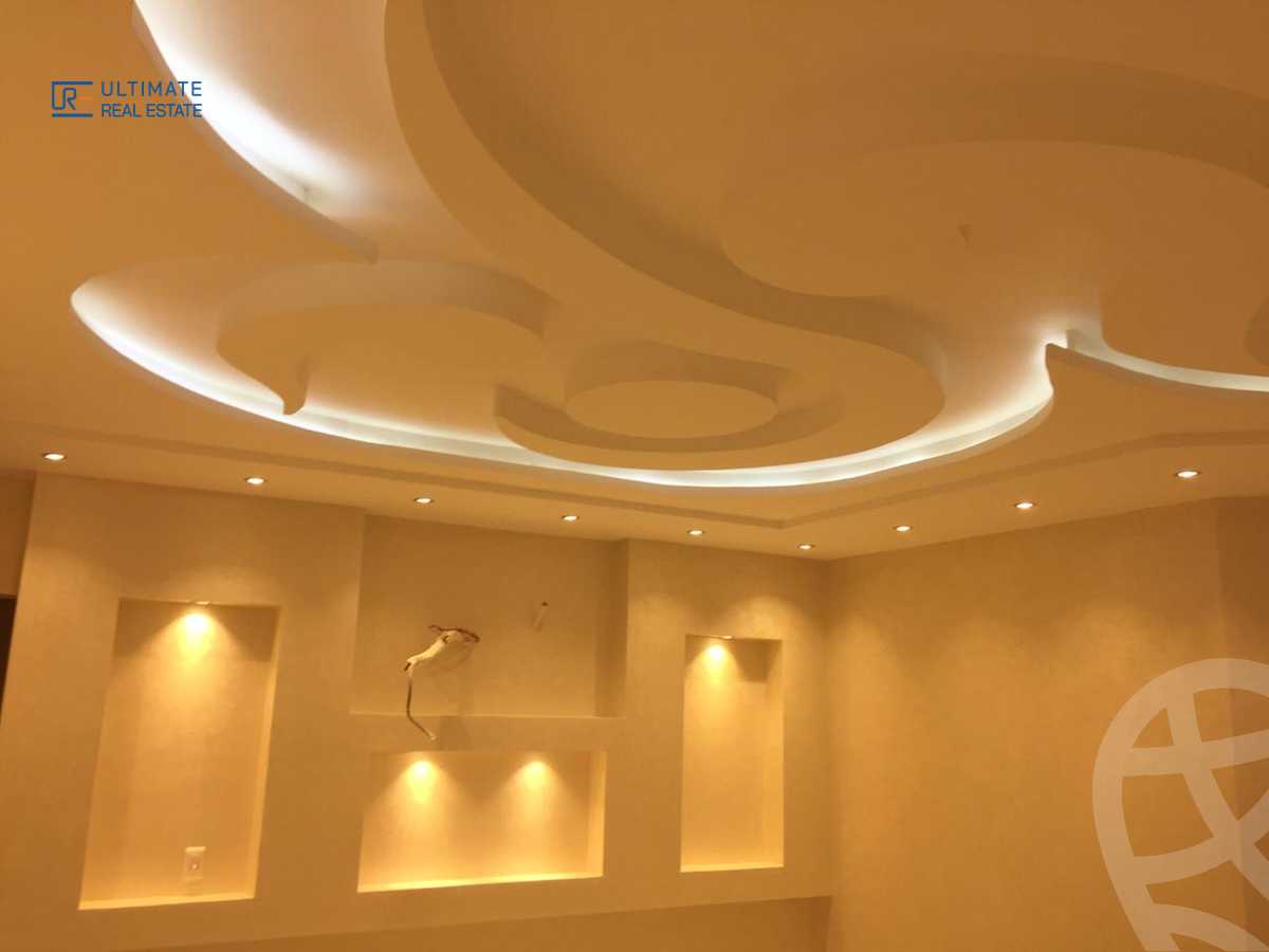 https://aqarmap.com.eg/ar/listing/5622753-for-sale-cairo-new-cairo-compounds-mountain-view-hyde-park