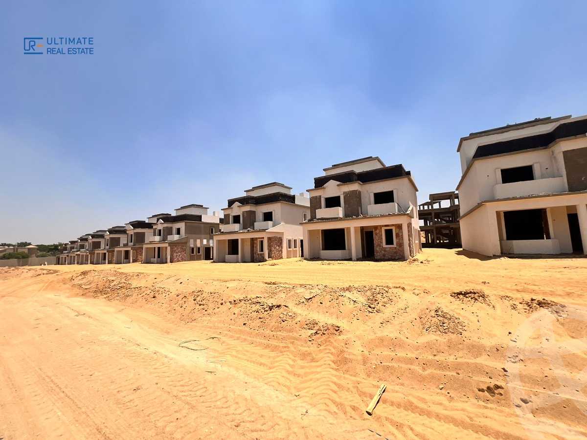 https://aqarmap.com.eg/en/listing/5623013-for-sale-cairo-new-cairo-compounds-mountain-view1-1-compound
