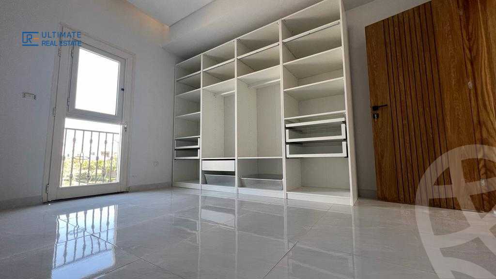 https://aqarmap.com.eg/ar/listing/5626713-for-sale-cairo-new-cairo-compounds-mivida-mivida-parcel-17