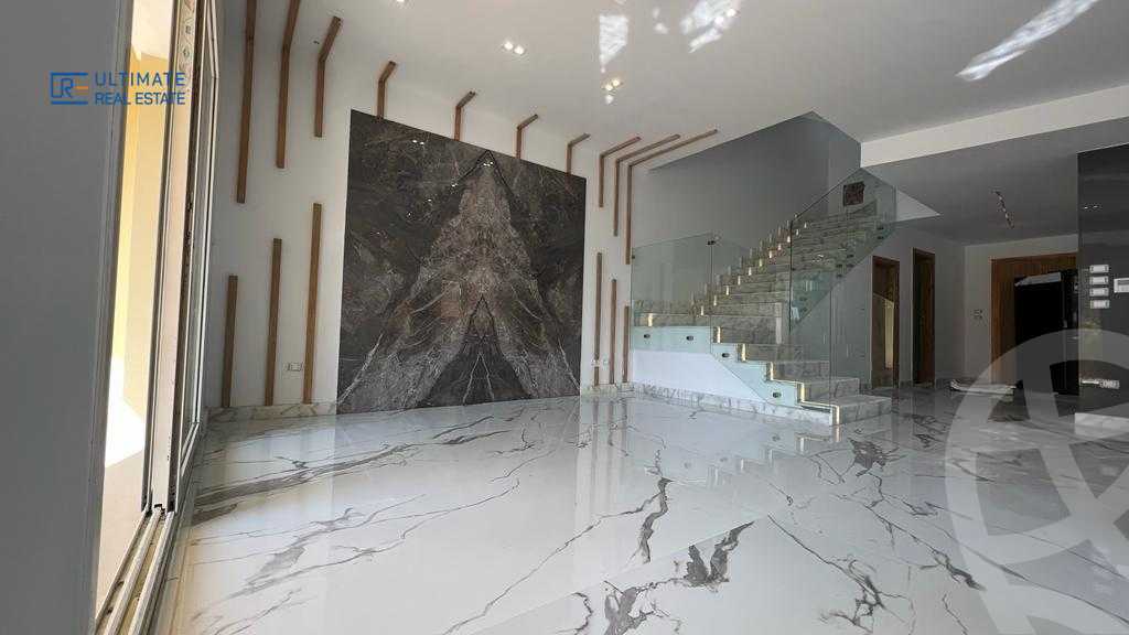 https://aqarmap.com.eg/ar/listing/5626713-for-sale-cairo-new-cairo-compounds-mivida-mivida-parcel-17