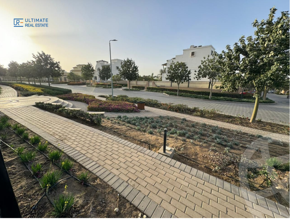 https://aqarmap.com.eg/en/listing/5647916-for-sale-cairo-new-cairo-compounds-hyde-park-cluster-5-hyde-park