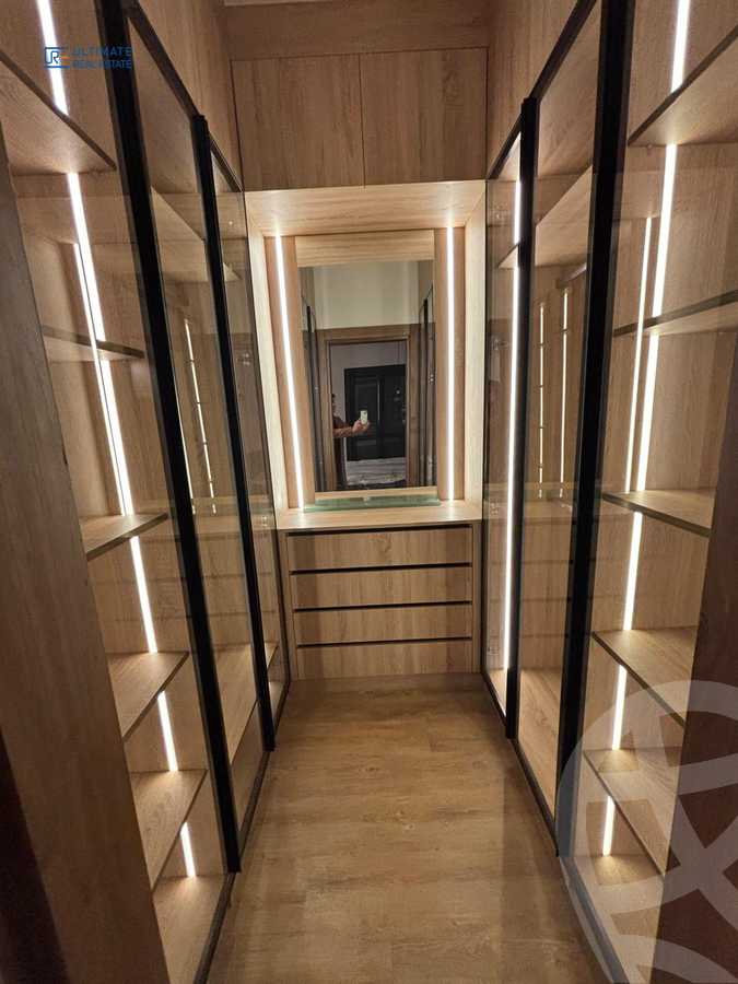https://aqarmap.com.eg/en/listing/5648003-for-sale-cairo-new-cairo-compounds-el-patio-oro