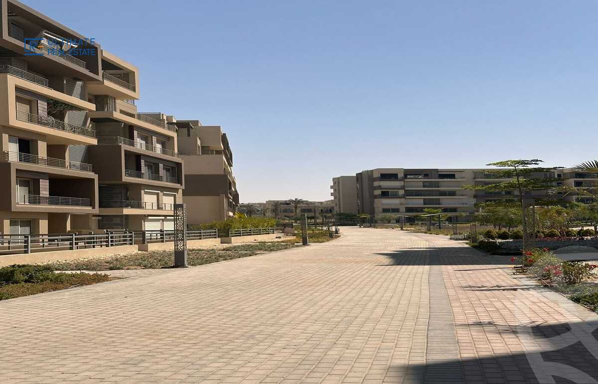 https://aqarmap.com.eg/en/listing/5830298-for-sale-cairo-new-cairo-compounds-blm-hylz-nyw-kyrw