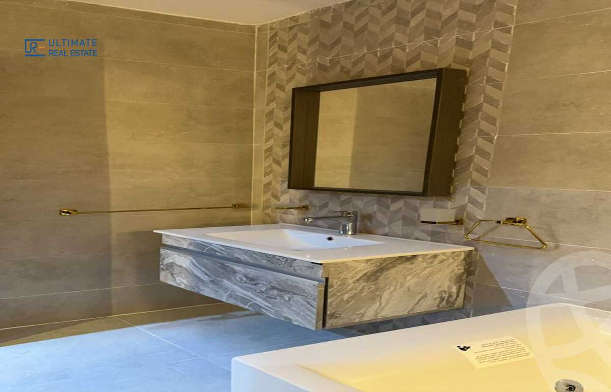 https://aqarmap.com.eg/ar/listing/5854494-for-rent-cairo-new-cairo-compounds-hyde-park-centre-ville-hyde-park