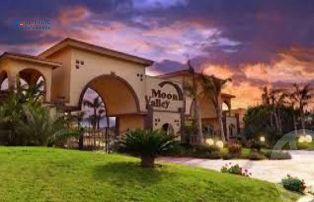 https://aqarmap.com.eg/en/listing/5860255-for-sale-cairo-new-cairo-compounds-galleria-moon-valley
