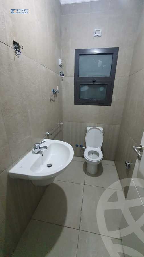 https://aqarmap.com.eg/en/listing/5861225-for-sale-cairo-new-cairo-compounds-fifth-square