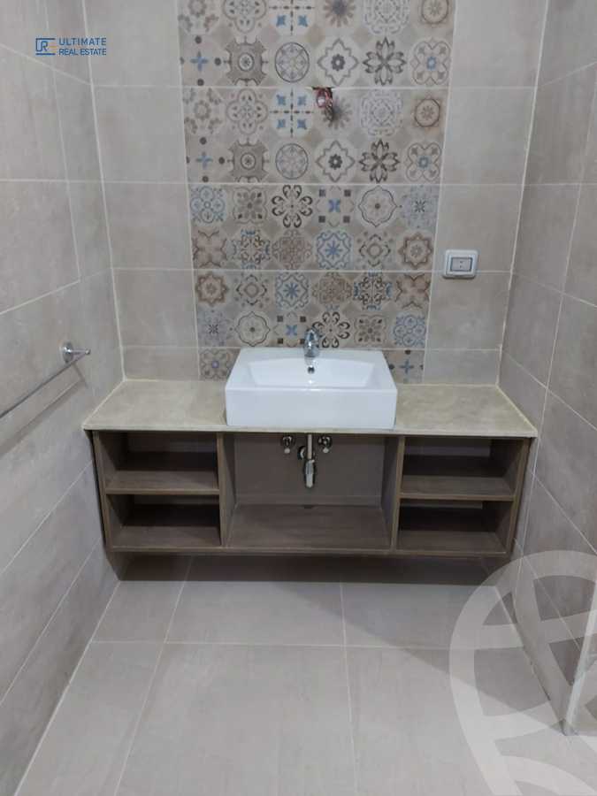 https://aqarmap.com.eg/en/listing/5879132-for-rent-cairo-new-cairo-compounds-fifth-square