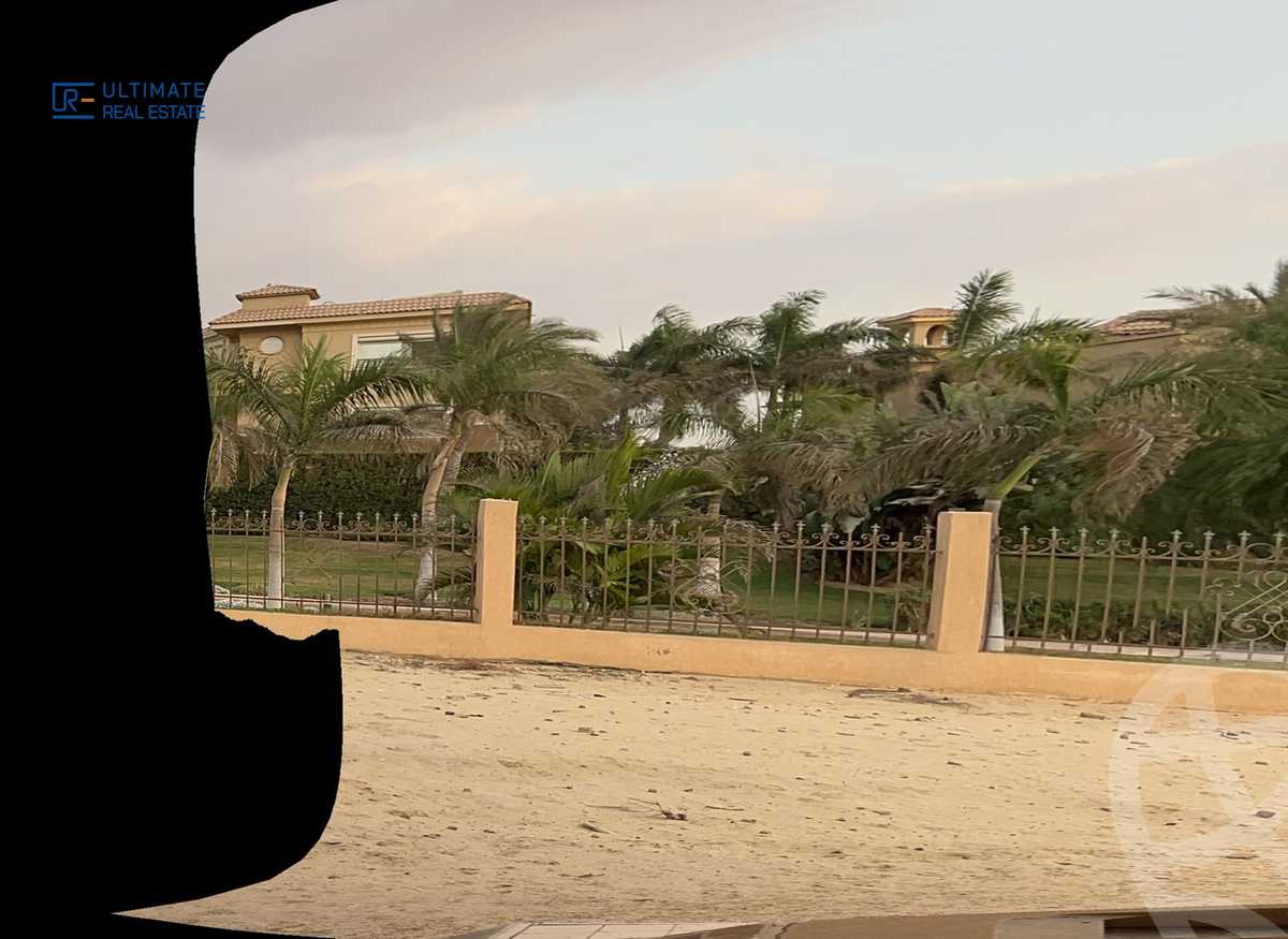 https://aqarmap.com.eg/en/listing/5884889-for-sale-cairo-new-cairo-compounds-les-rois