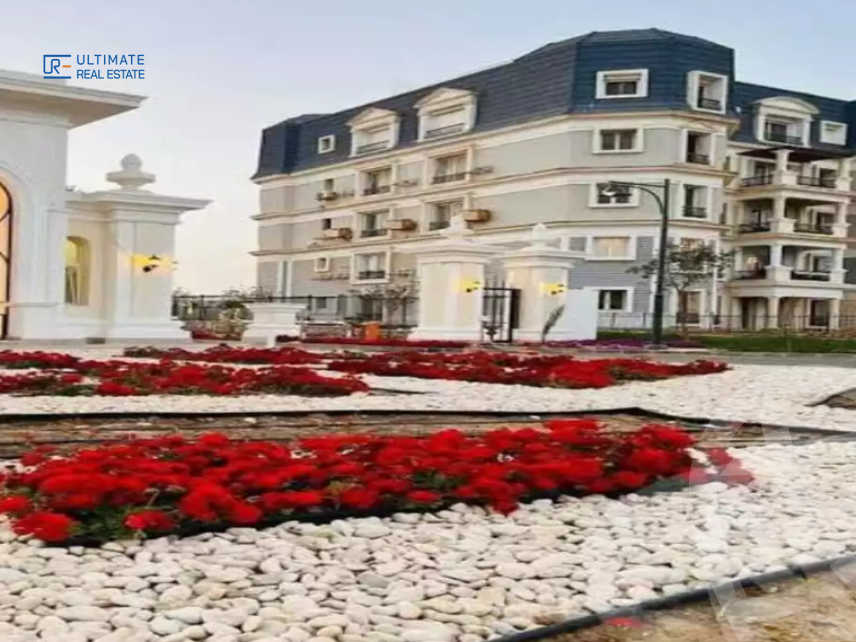 https://aqarmap.com.eg/en/listing/5885123-for-sale-cairo-new-cairo-compounds-mountain-view-hyde-park