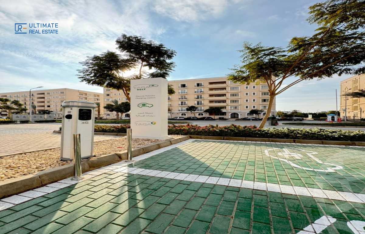 https://aqarmap.com.eg/en/listing/5907933-for-rent-cairo-new-cairo-compounds-hyde-park