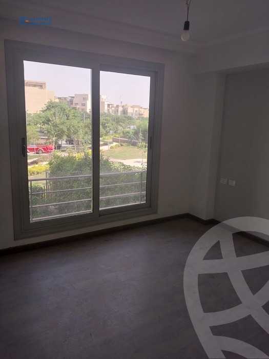 https://aqarmap.com.eg/en/listing/5910310-for-sale-cairo-6th-of-october-compounds-palm-parks