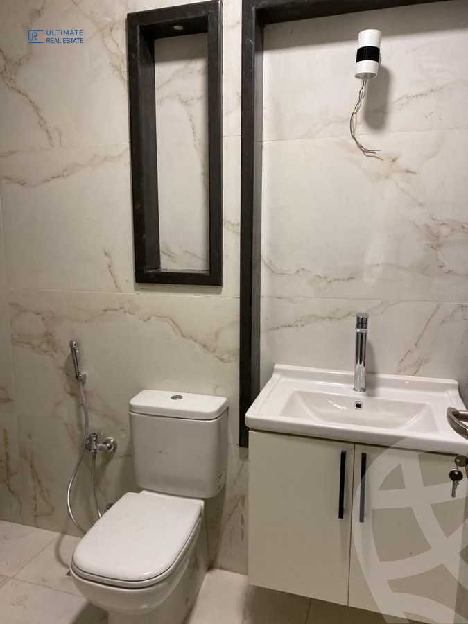 https://aqarmap.com.eg/ar/listing/5923708-for-rent-cairo-new-cairo-compounds-mwntn-fyw-y-syty-club-park-mountain-view-icity